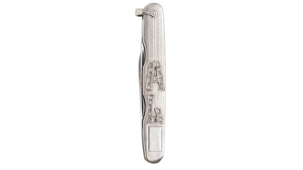 (Photo Credit: Sheldon Carpenter/Witherell's Inc.) 20210831_Capone Knife.jpg